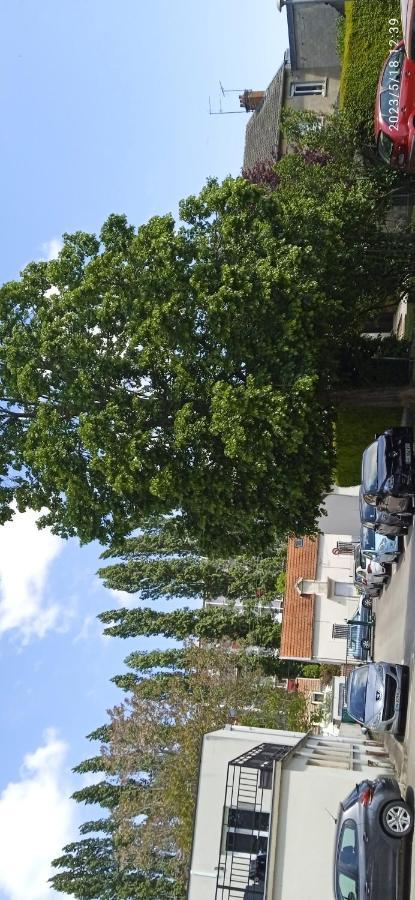 Le Phenix A Internet Haut Debit & Parking Dijon Kültér fotó